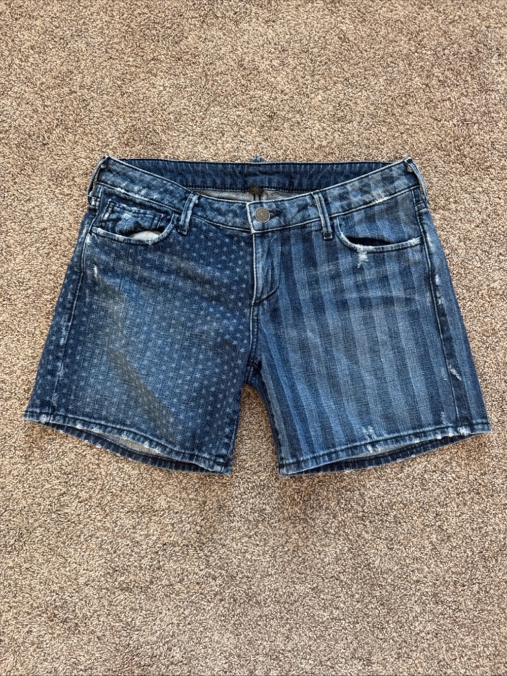 True Religion Women's 29 Blue Denim Shorts with Flag Pattern Stars Stripes EUC